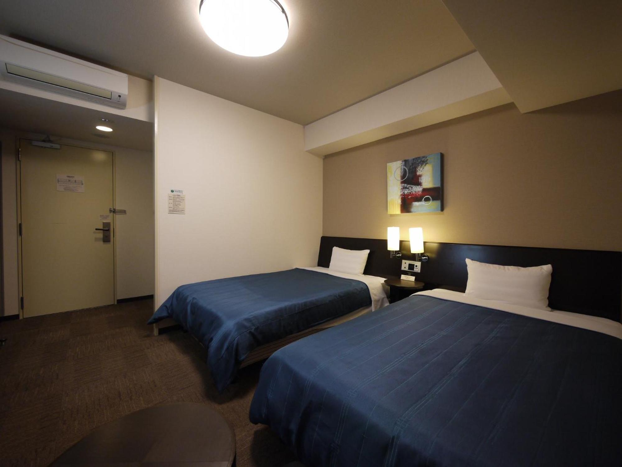 צו Hotel Route-Inn Hisai Inter מראה חיצוני תמונה